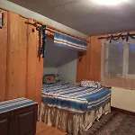 Gostynnyi Dvir U Marichky
