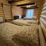 Gostynnyi Dvir U Marichky * Lazeshchyna