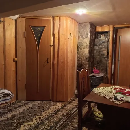 Gostynnyi Dvir U Marichky Guest house Lazeshchyna