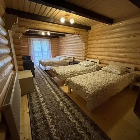 Guest house Gostynnyi Dvir U Marichky