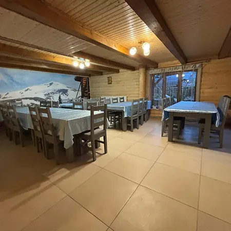Guest house Gostynnyi Dvir U Marichky *