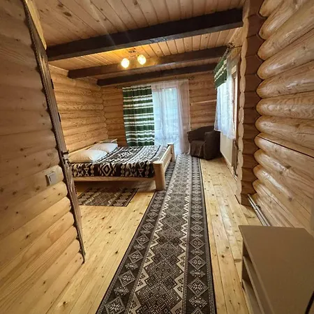 Gostynnyi Dvir U Marichky Guest house