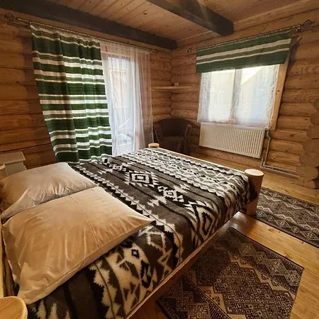 Guest house Gostynnyi Dvir U Marichky