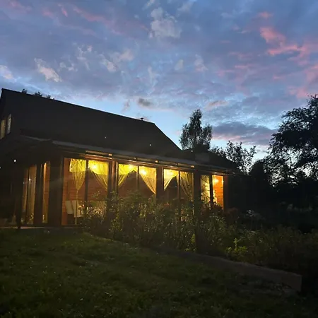 Gostynnyi Dvir U Marichky Guest house Lazeshchyna
