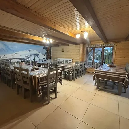 Guest house Gostynnyi Dvir U Marichky