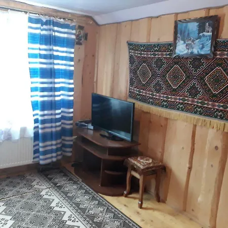 Guest house Gostynnyi Dvir U Marichky *