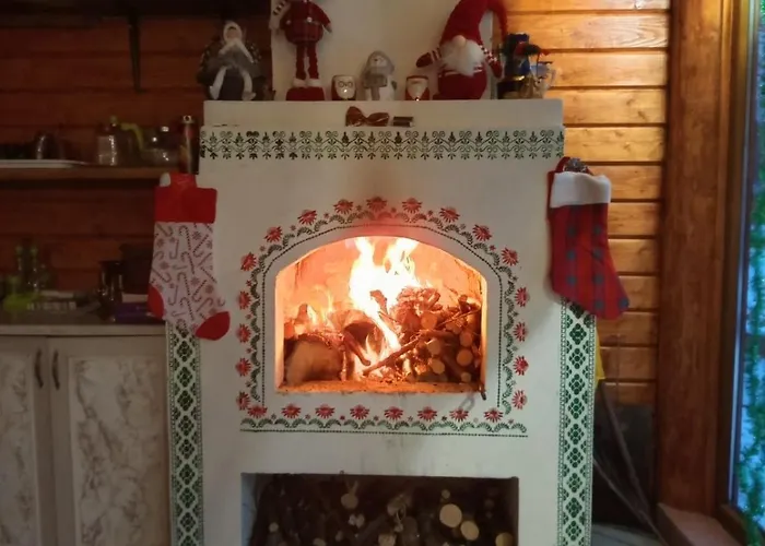 Konukevi Gostynnyi Dvir U Marichky