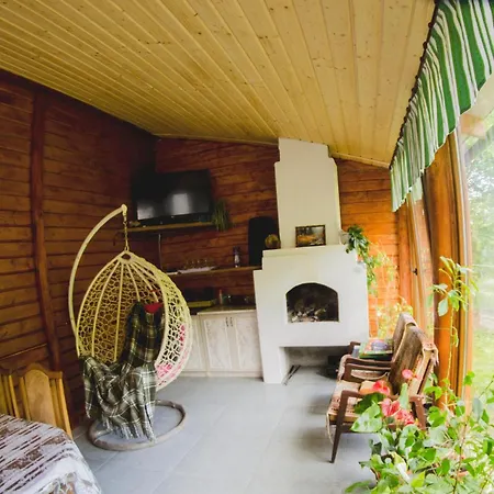 Gostynnyi Dvir U Marichky Pensión *